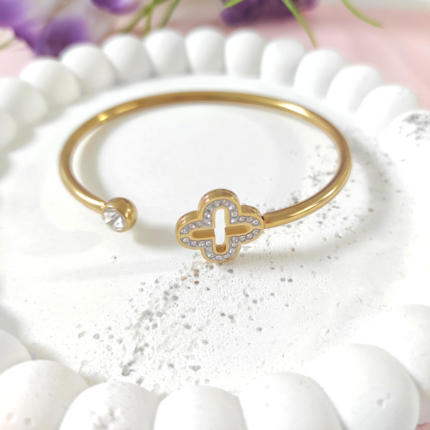 Gold djetelina narukvica