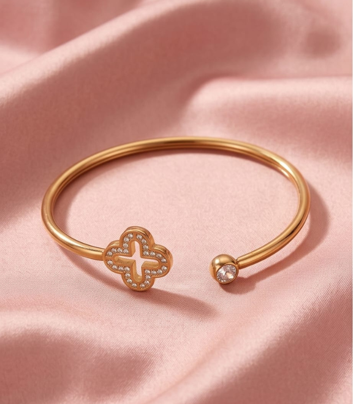 Gold djetelina narukvica