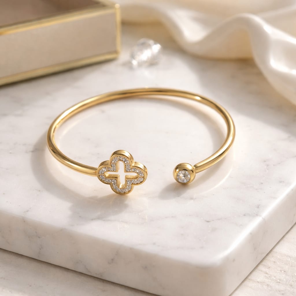 Gold djetelina narukvica