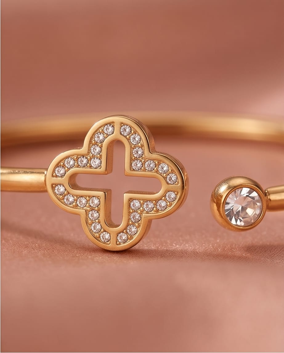 Gold djetelina narukvica